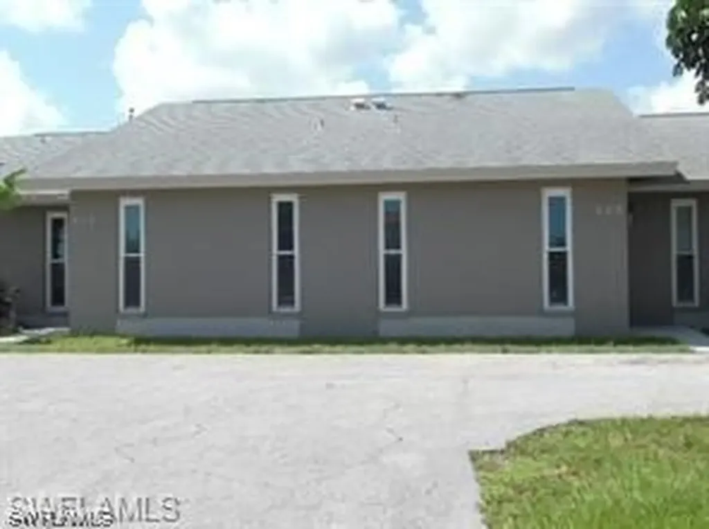 608 SE 46th Street Cape Coral FL 33904
