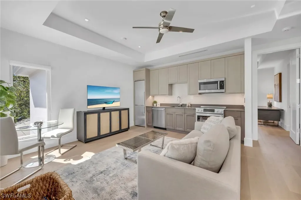 2713 Buckthorn Way Naples FL 34105