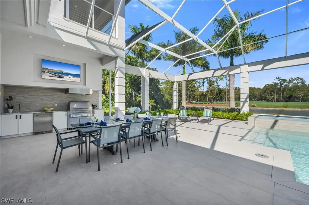 2713 Buckthorn Way Naples FL 34105