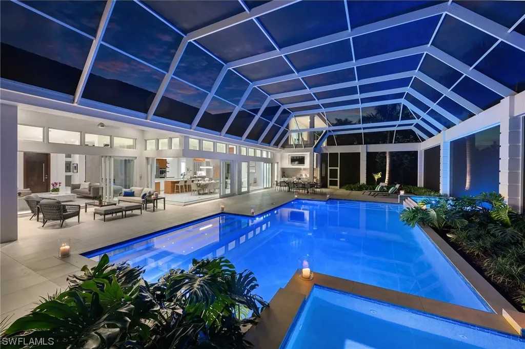 2713 Buckthorn Way Naples FL 34105