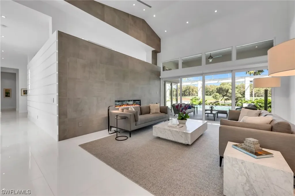 2713 Buckthorn Way Naples FL 34105