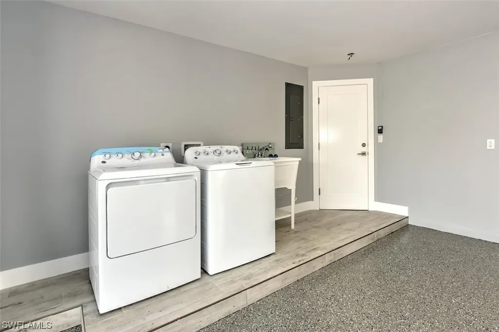8338 Lagoon Road Fort Myers Beach FL 33931