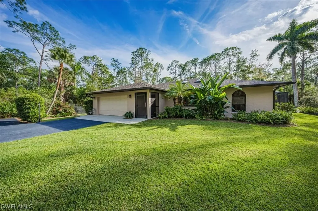 4860 Cherry Wood Drive Naples FL 34119
