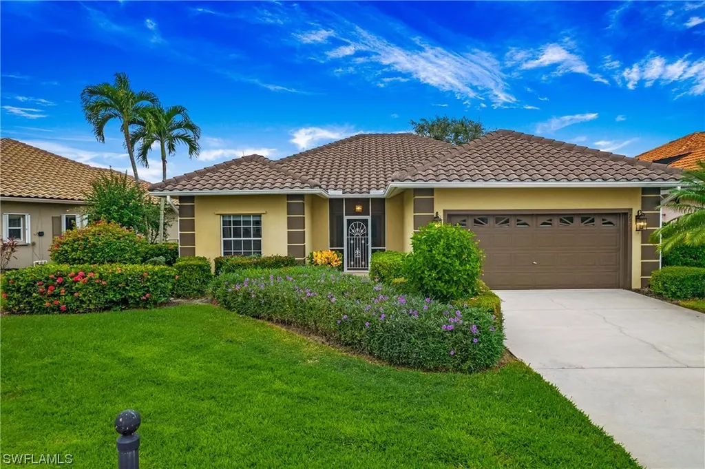 7073 Falcons Glen Boulevard Naples FL 34113