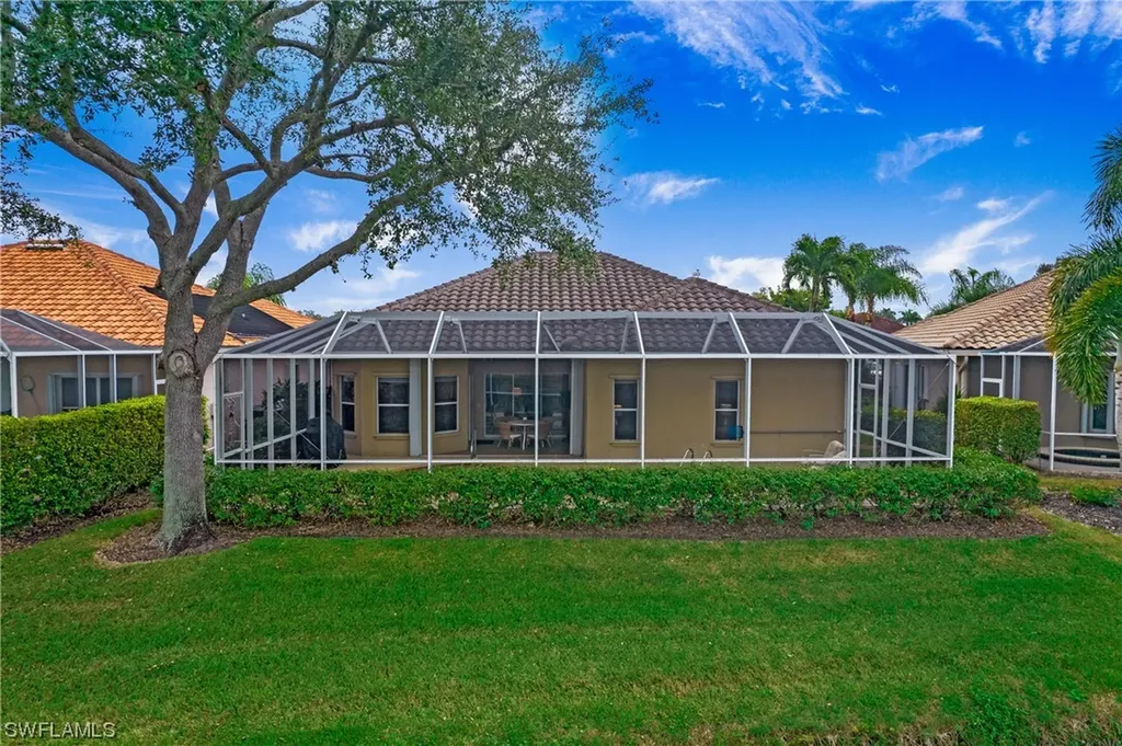7073 Falcons Glen Boulevard Naples FL 34113