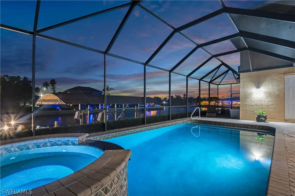 2132 SE 20th Place Cape Coral FL 33990