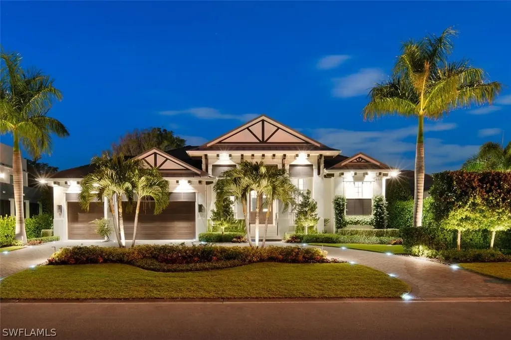 605 Parkview Lane Naples FL 34103