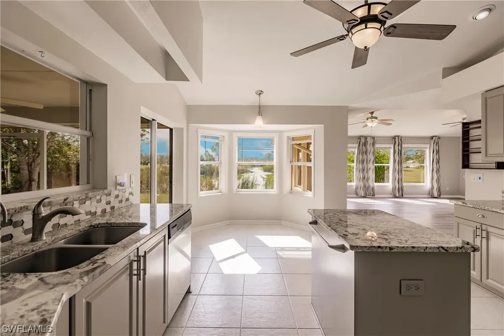 1520 NE 33rd Lane Cape Coral FL 33909