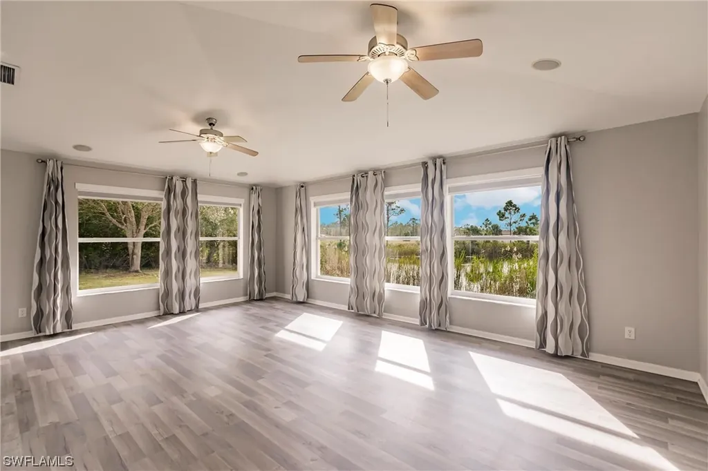 1520 NE 33rd Lane Cape Coral FL 33909