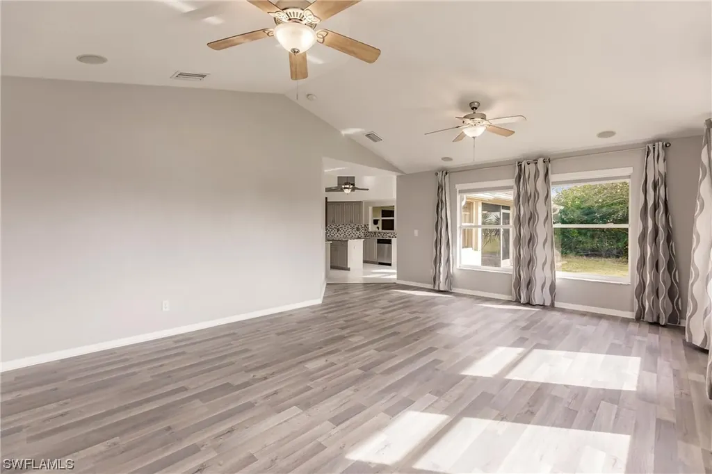 1520 NE 33rd Lane Cape Coral FL 33909