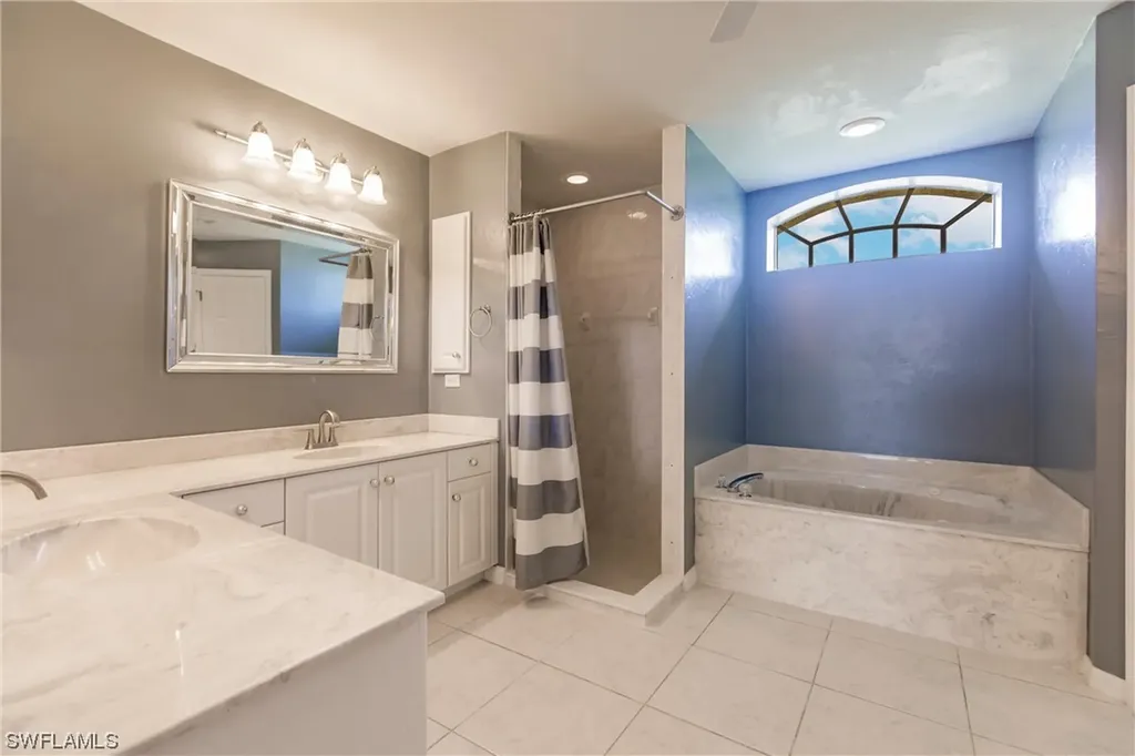 1520 NE 33rd Lane Cape Coral FL 33909