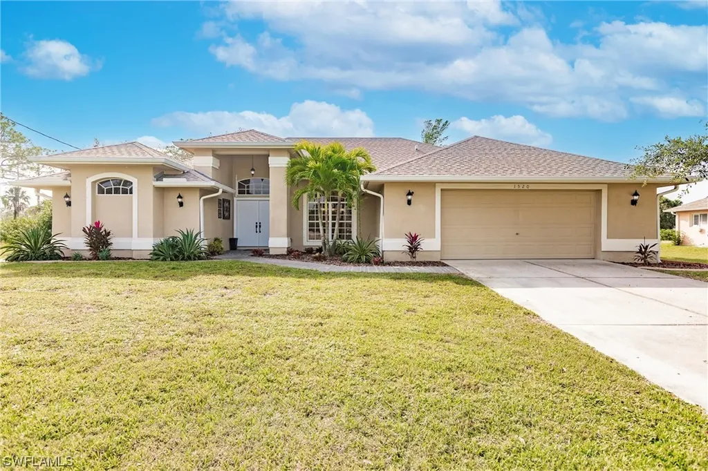 1520 NE 33rd Lane Cape Coral FL 33909