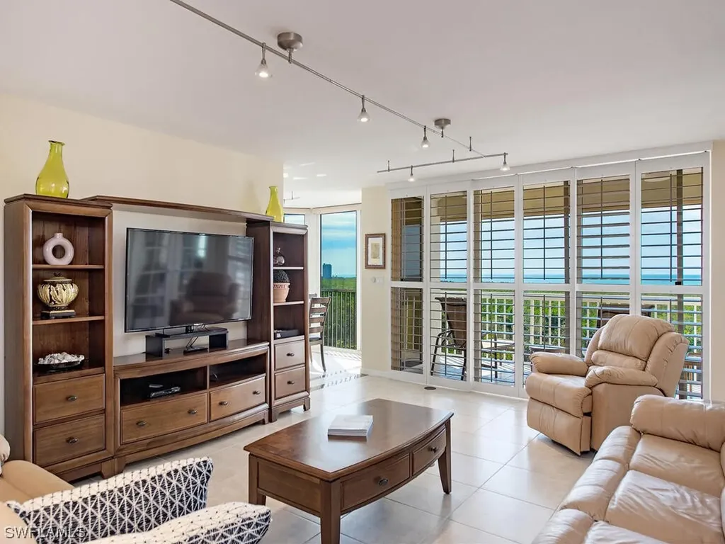 6573 Marissa Loop Naples FL 34108