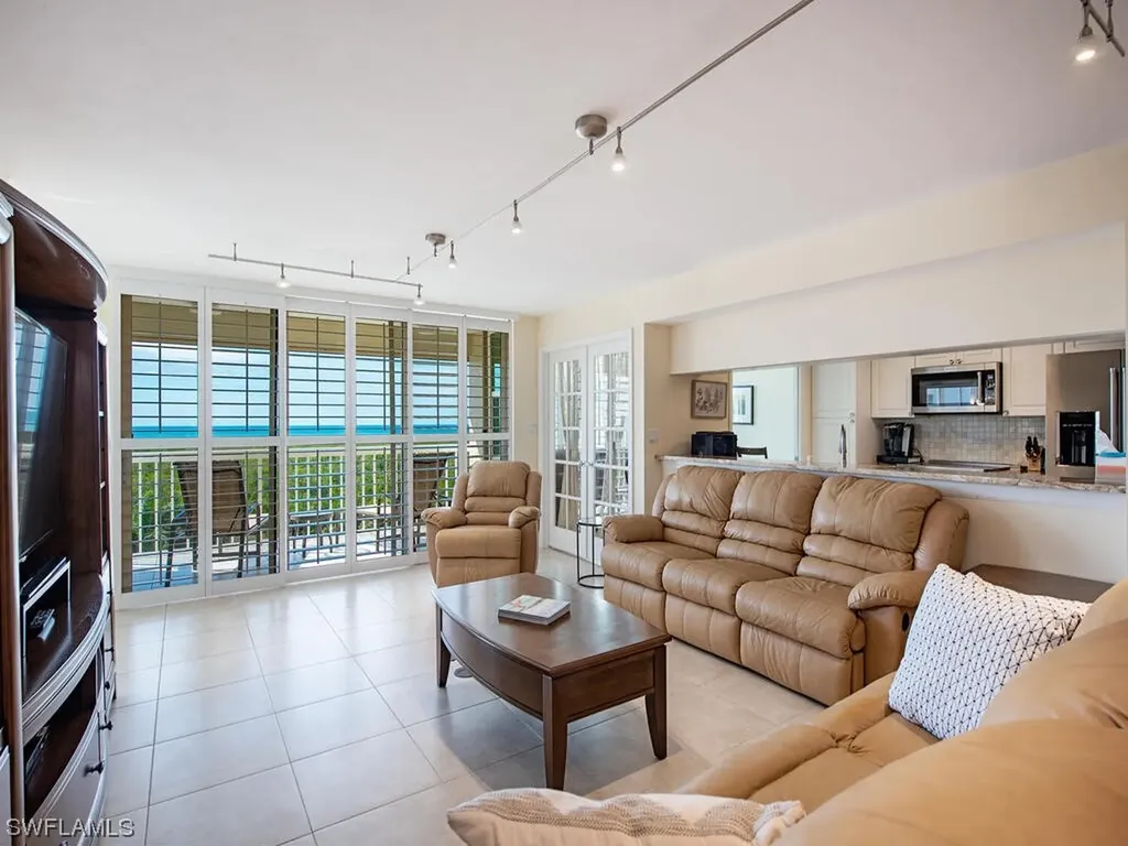 6573 Marissa Loop Naples FL 34108