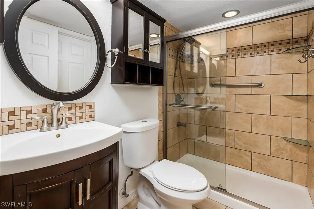 27075 Matheson Avenue Bonita Springs FL 34135