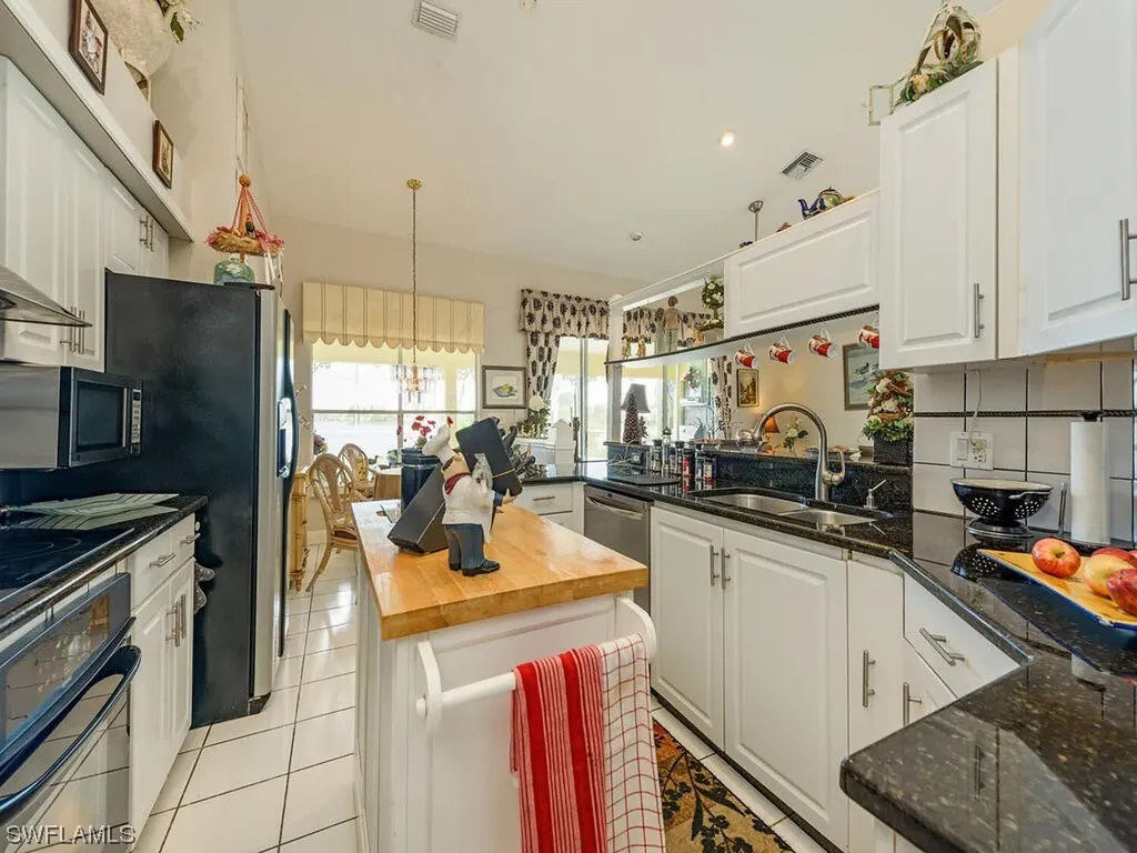 710 Lambton Lane Naples FL 34104
