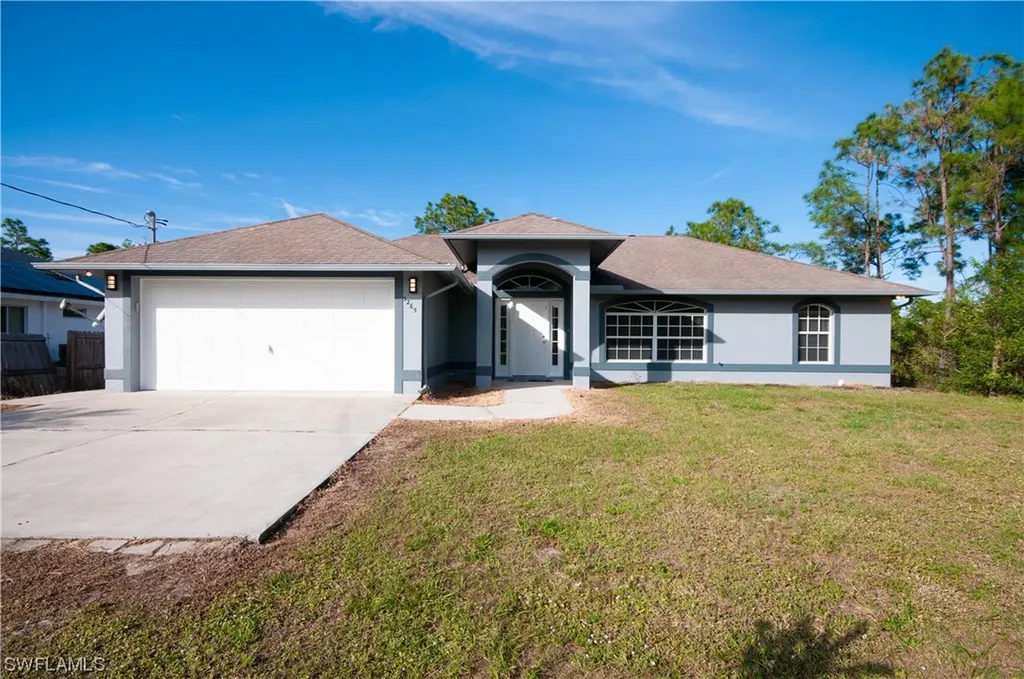 3265 58th Avenue NE Naples FL 34120
