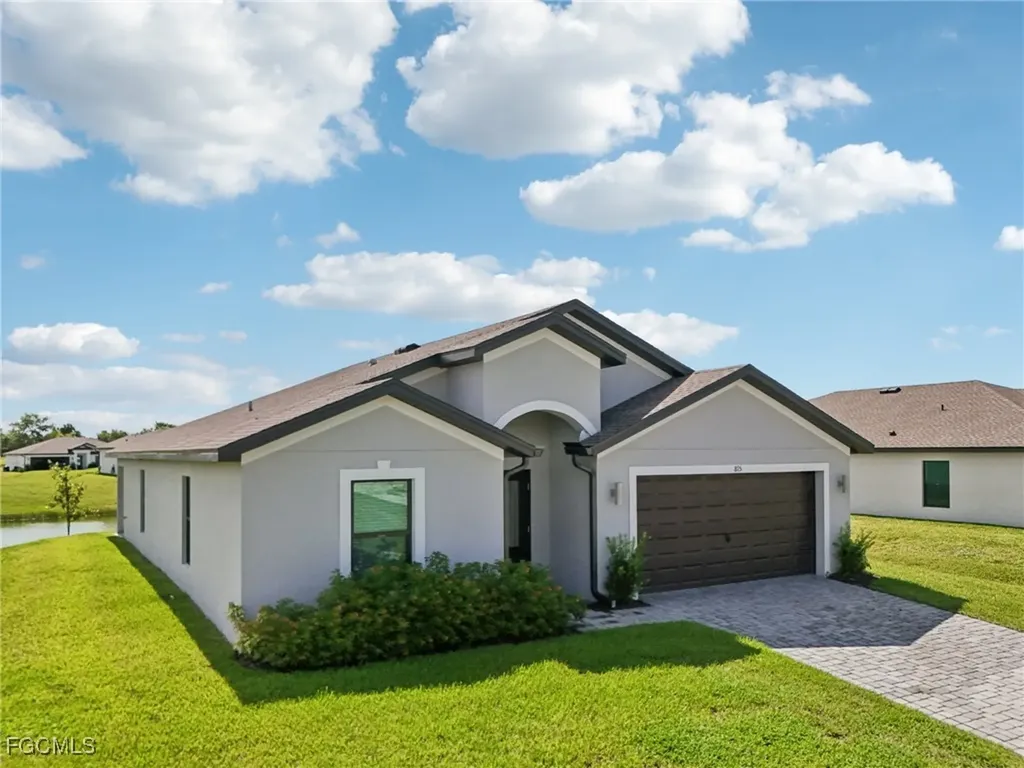 815 Gen D Macarthur Avenue Labelle FL 33935
