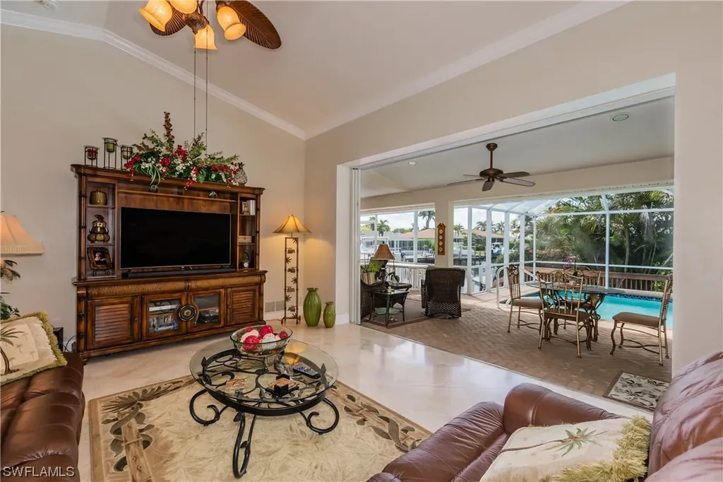 797 Apple Court Marco Island FL 34145