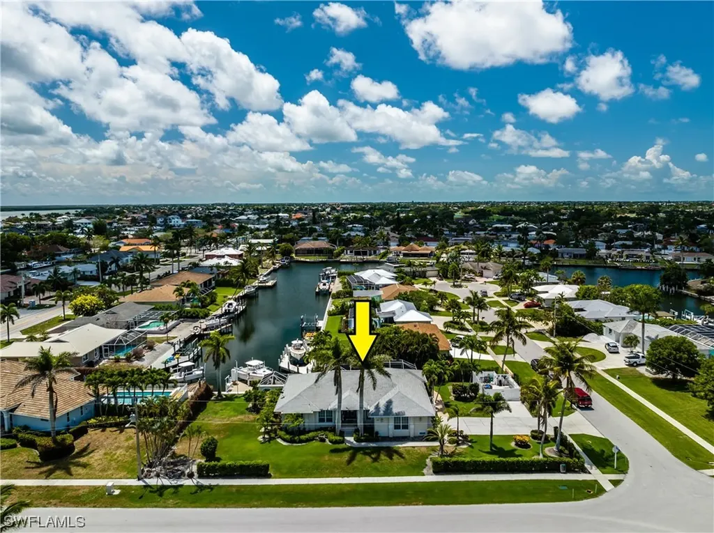 797 Apple Court Marco Island FL 34145