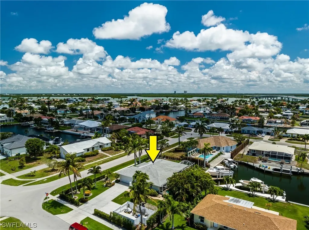 797 Apple Court Marco Island FL 34145