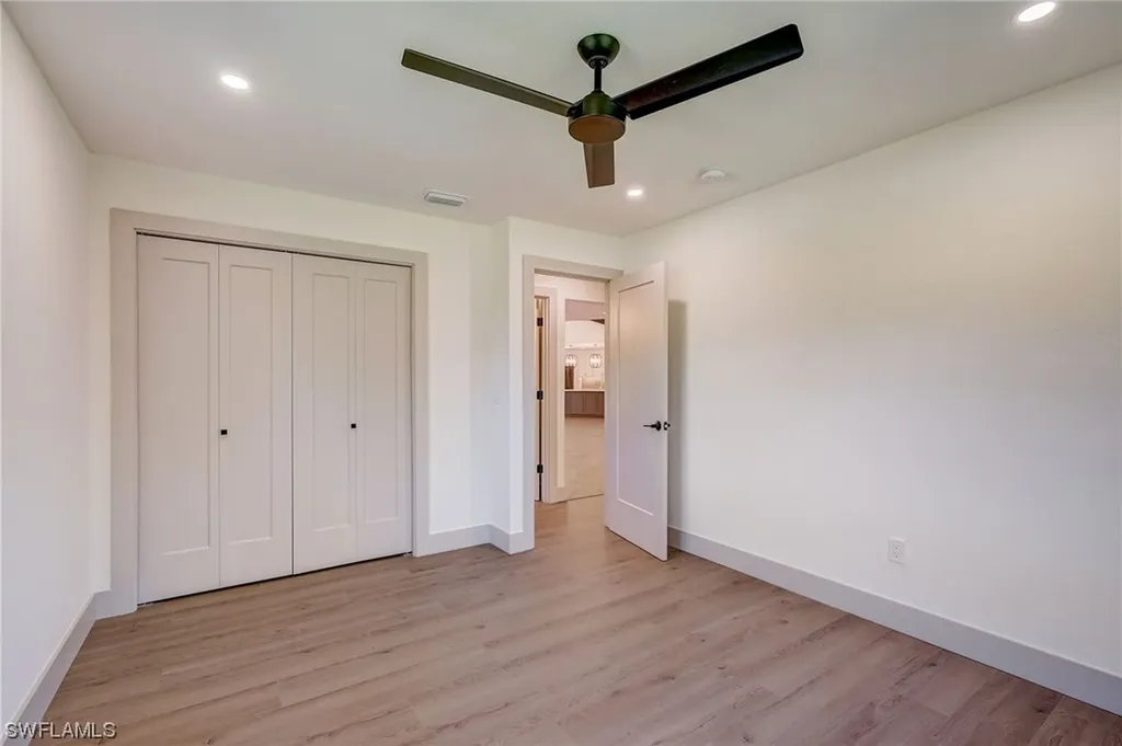 3729 Liberty Square Fort Myers FL 33908