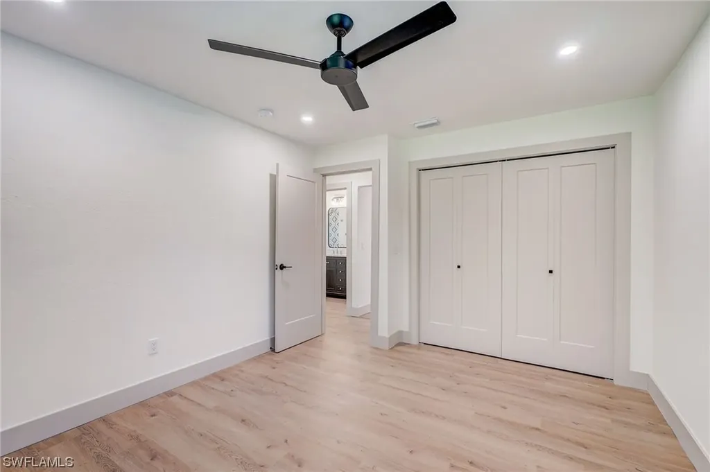 3729 Liberty Square Fort Myers FL 33908