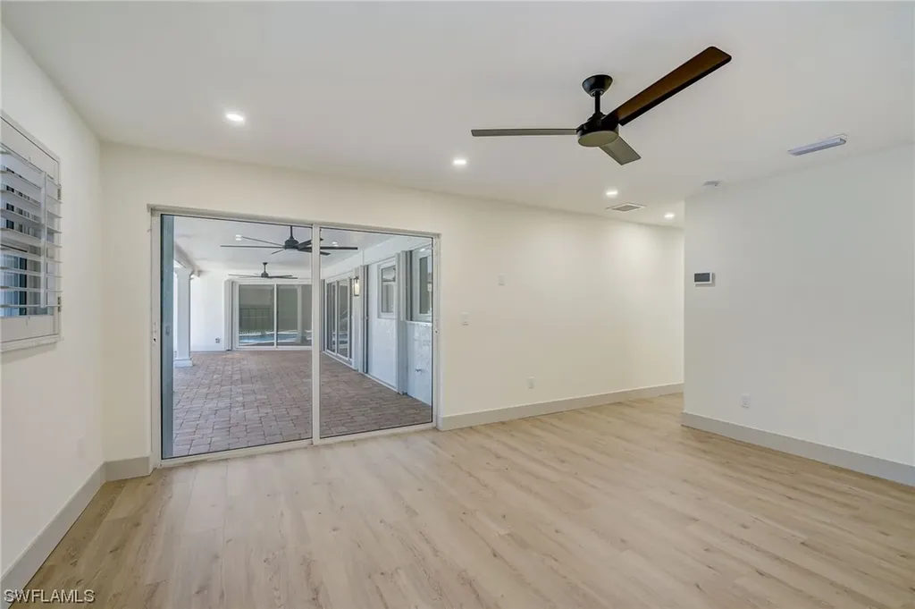 3729 Liberty Square Fort Myers FL 33908