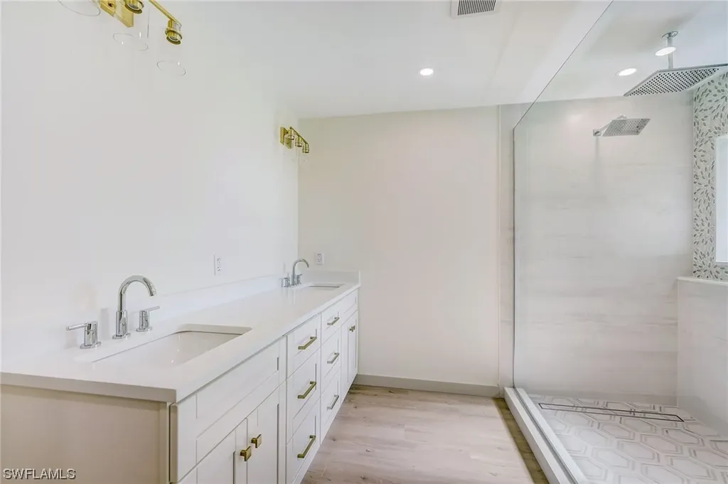 3729 Liberty Square Fort Myers FL 33908