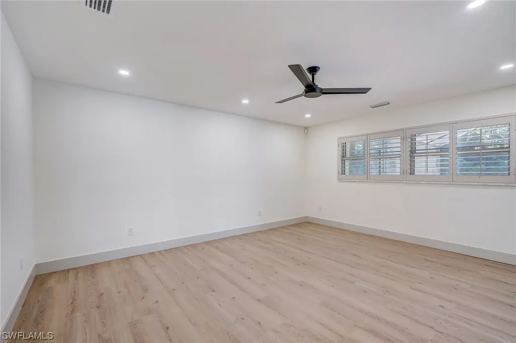3729 Liberty Square Fort Myers FL 33908