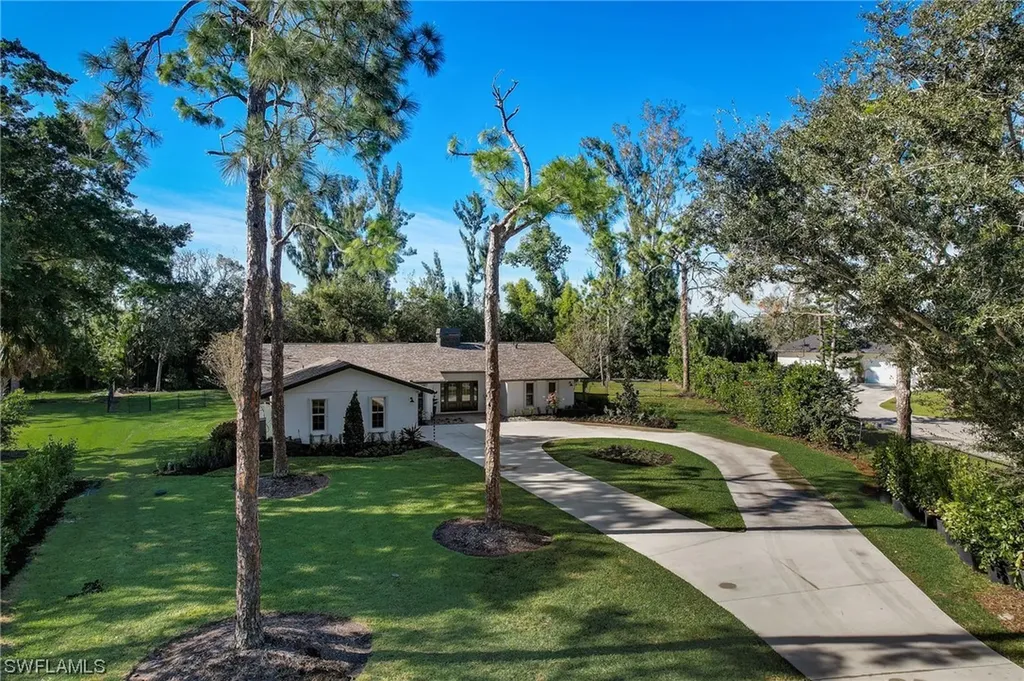 3729 Liberty Square Fort Myers FL 33908