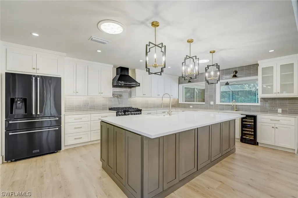 3729 Liberty Square Fort Myers FL 33908