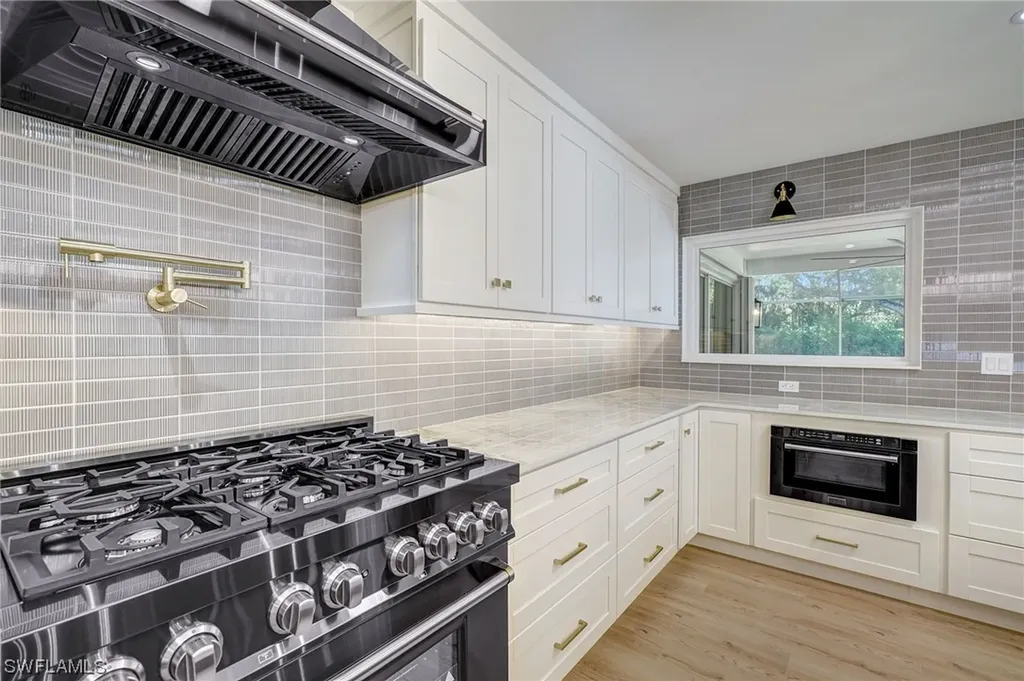 3729 Liberty Square Fort Myers FL 33908