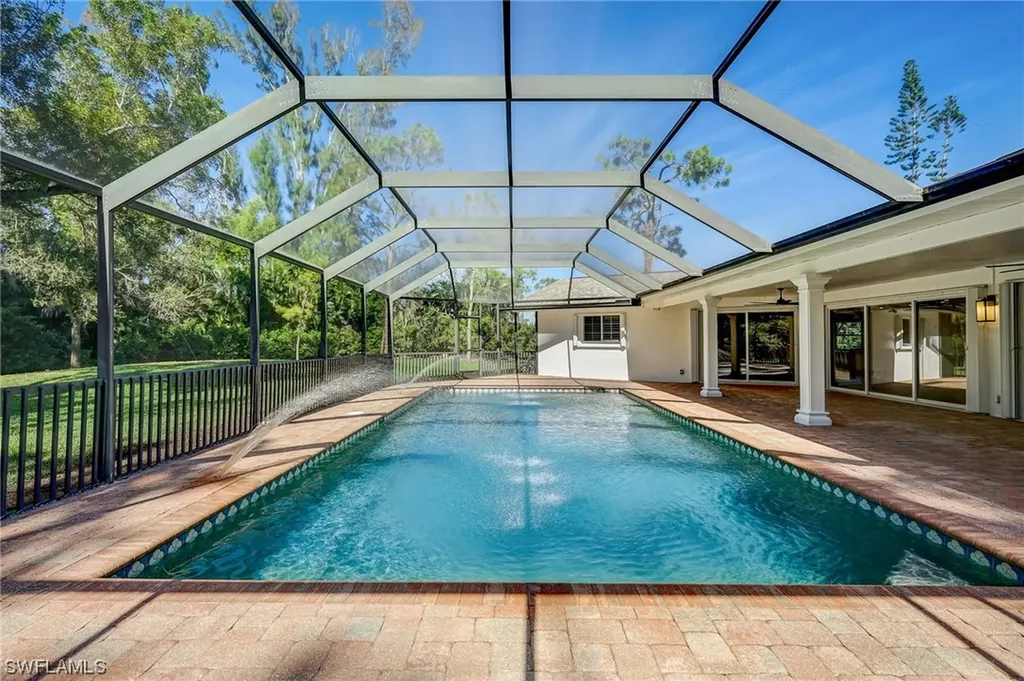 3729 Liberty Square Fort Myers FL 33908