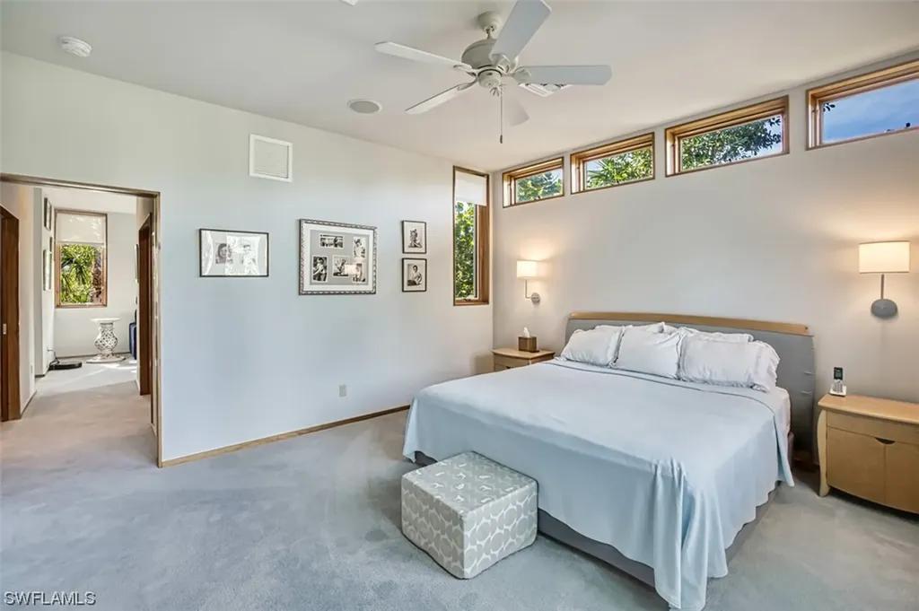 558 N Yachtsman Drive Sanibel FL 33957