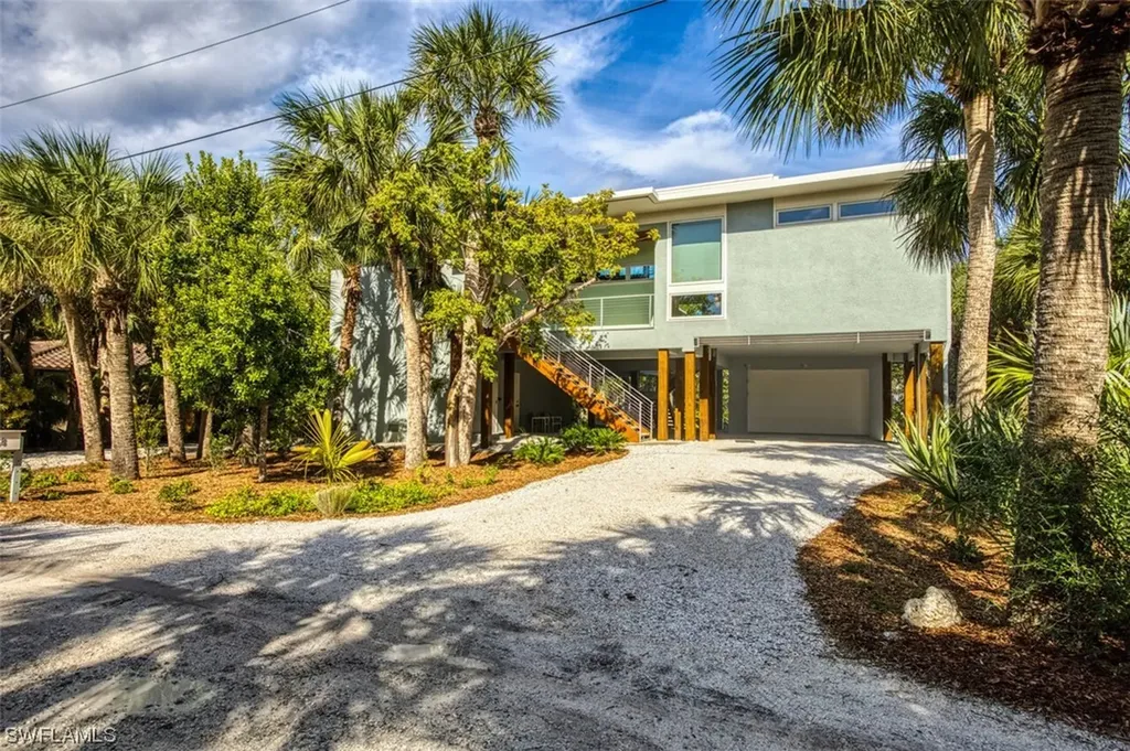 558 N Yachtsman Drive Sanibel FL 33957