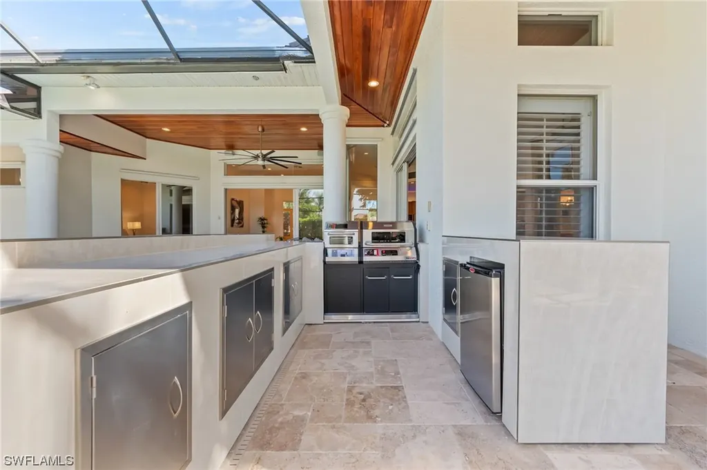 3987 Stonesthrow Court Naples FL 34109