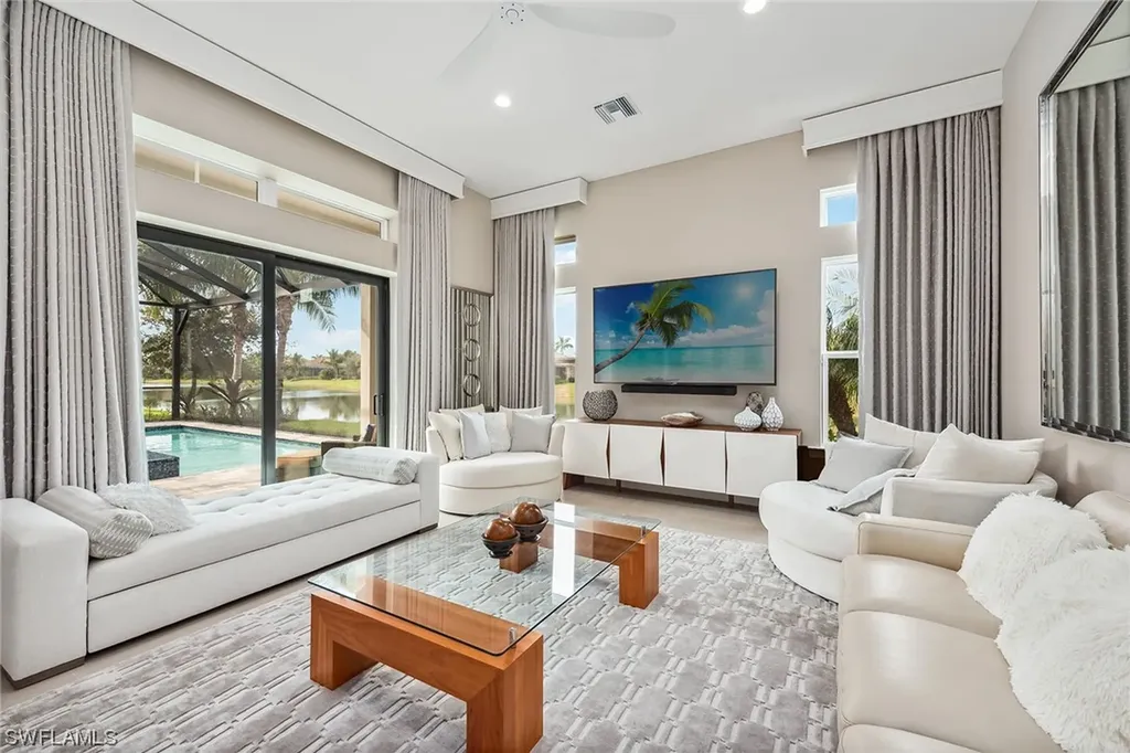 3235 Miyagi Lane Naples FL 34114