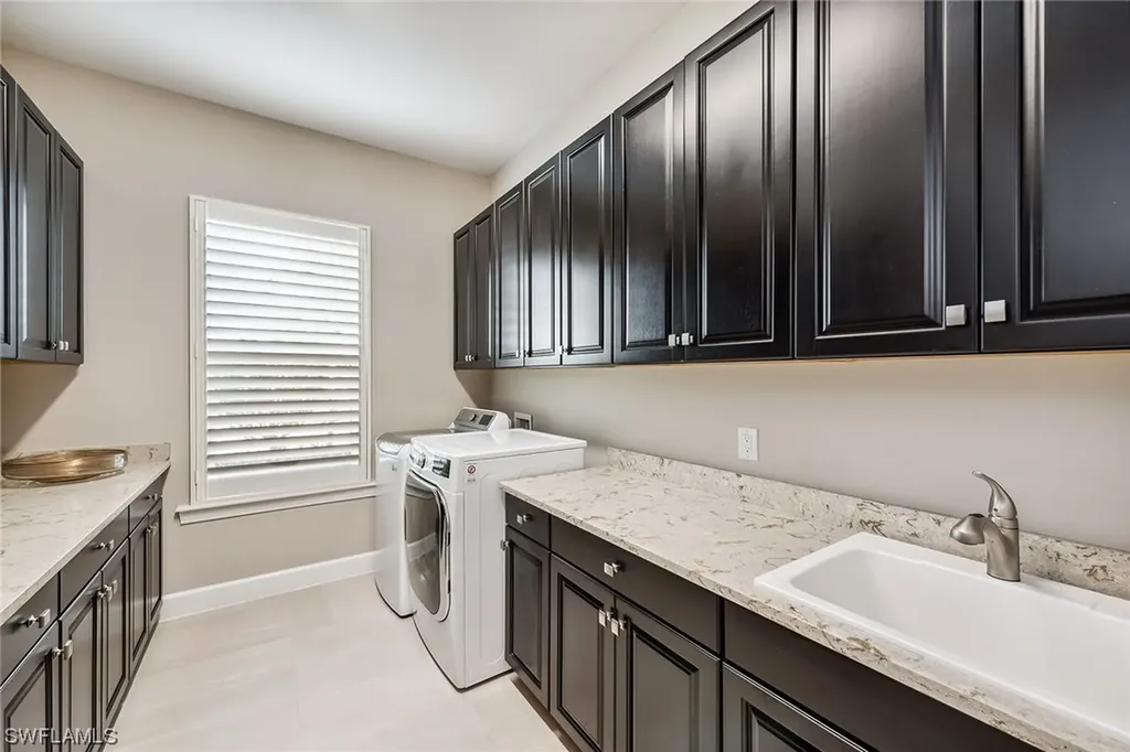 3235 Miyagi Lane Naples FL 34114