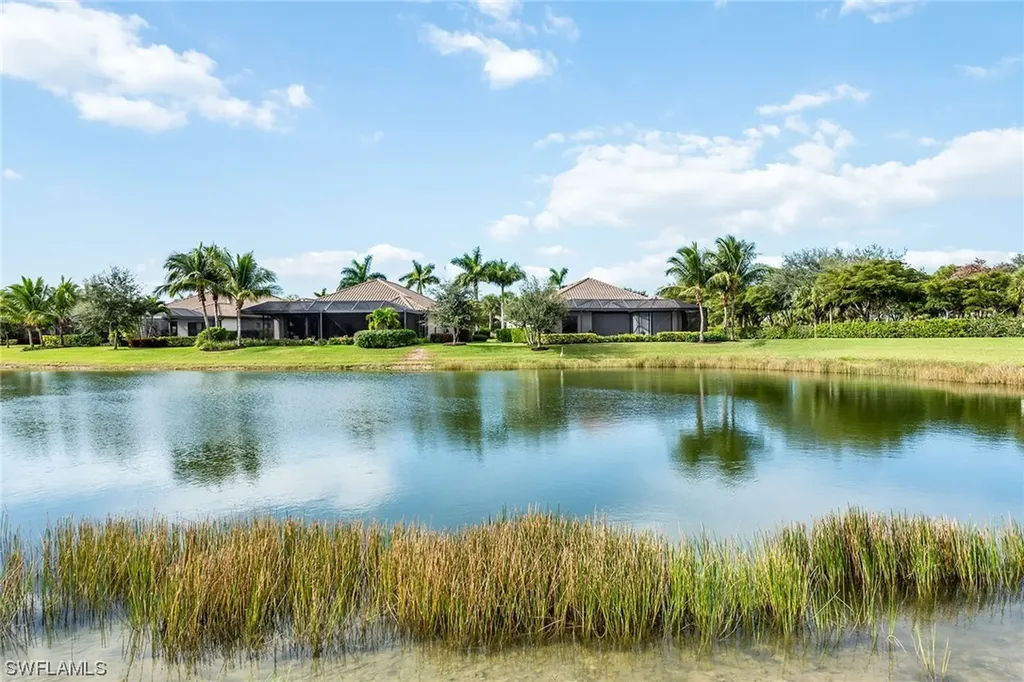 3235 Miyagi Lane Naples FL 34114