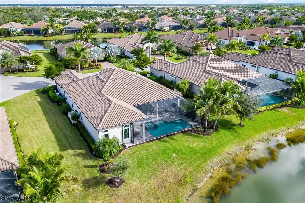 3235 Miyagi Lane Naples FL 34114