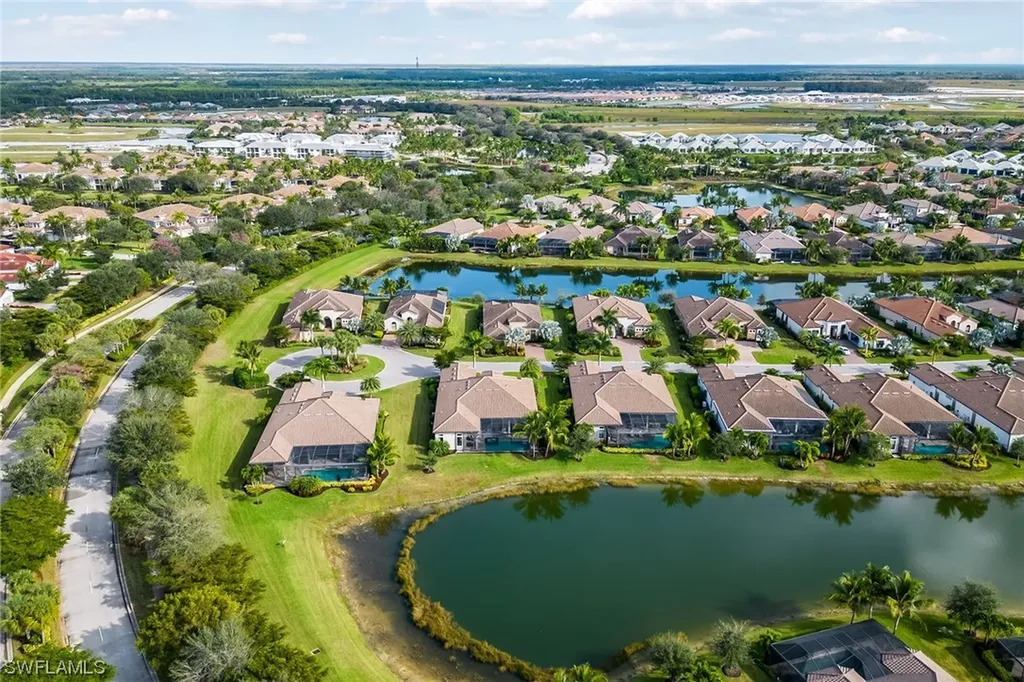 3235 Miyagi Lane Naples FL 34114