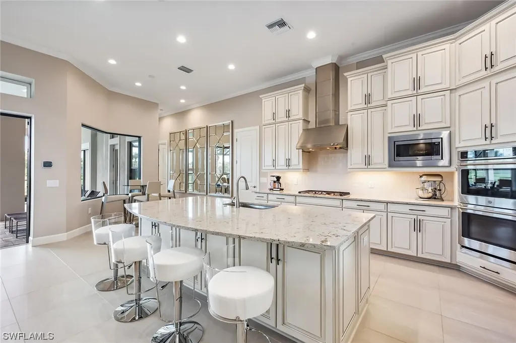 3235 Miyagi Lane Naples FL 34114