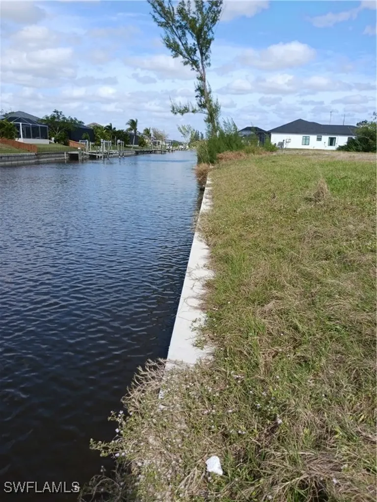 2708 SW 17th Avenue Cape Coral FL 33914