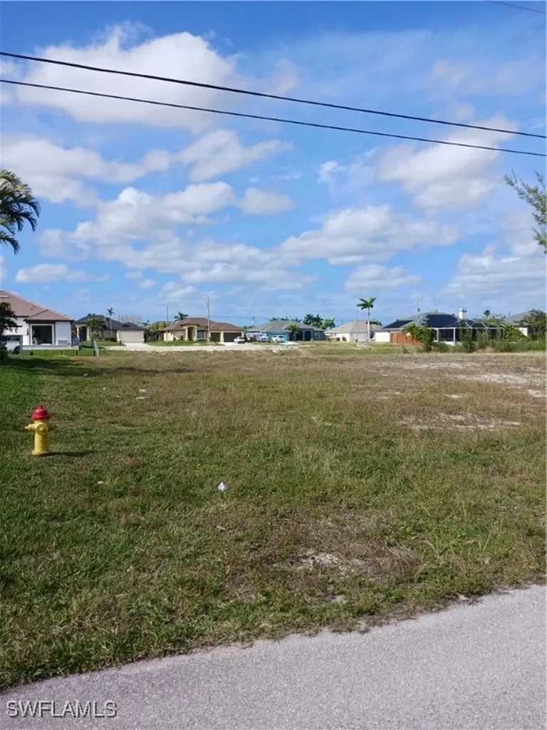 2708 SW 17th Avenue Cape Coral FL 33914