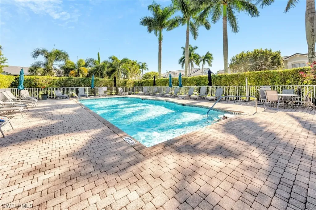 5975 Pinnacle Lane Naples FL 34110