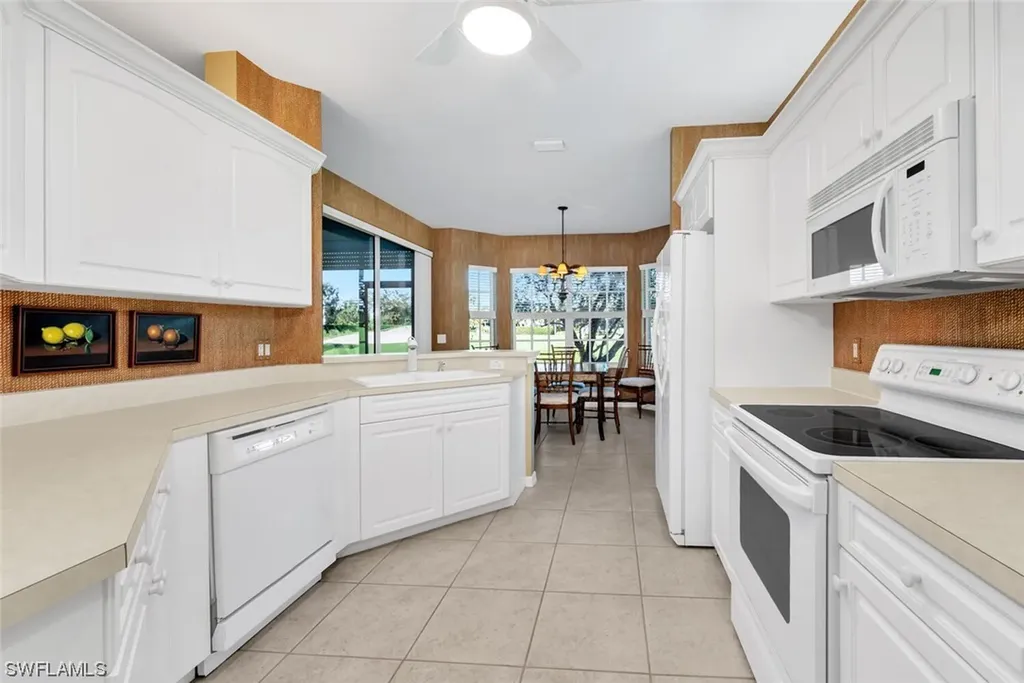 5975 Pinnacle Lane Naples FL 34110