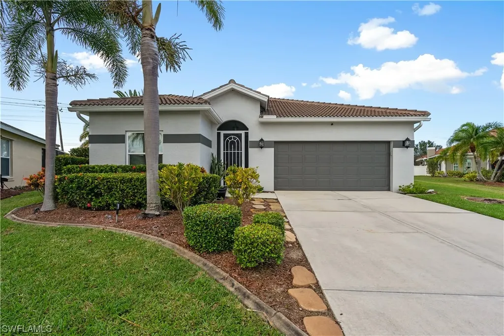 11194 Lakeland Circle Fort Myers FL 33913