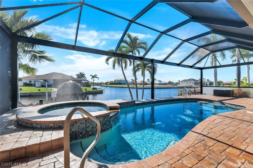 2906 SW 40th Street Cape Coral FL 33914