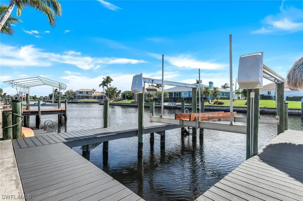 2906 SW 40th Street Cape Coral FL 33914